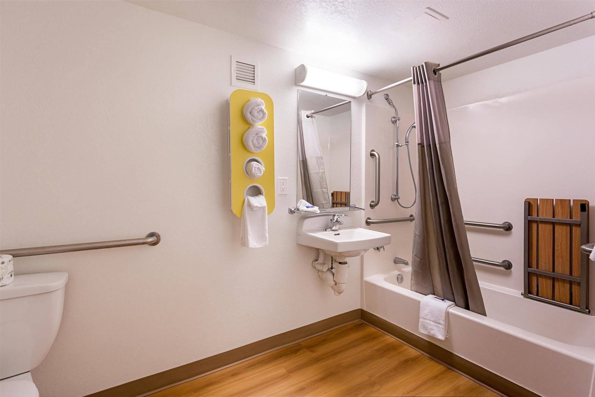Motel 6 Baton Rouge Southeast Prairieville Bagian luar foto